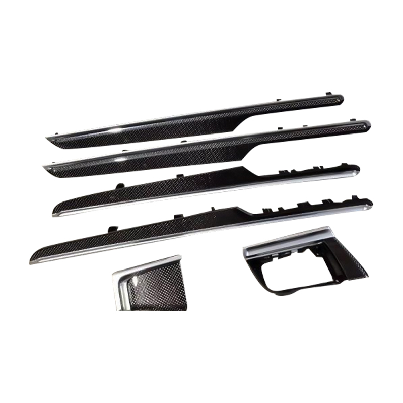 Các thành phần trang trí nội thất ô tô bằng sợi carbon