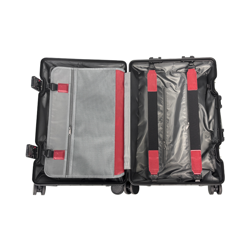 Vali sợi carbon có bánh xe quay Vali sợi carbon có bánh xe quay